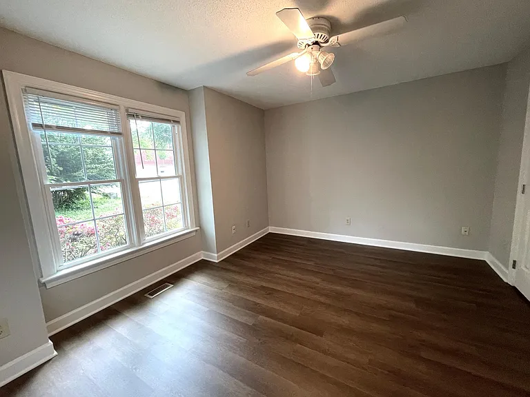 5108 Sinclair Dr — Photo 14