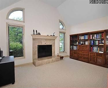3rd image of 8793 Pointe Dr