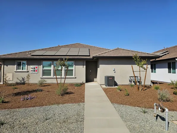 2380-2392 Oakmont Cir #2398, Tulare, CA 93274