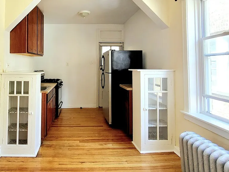 3402-08 W Berteau/4202-06 N Kimball — Photo 5