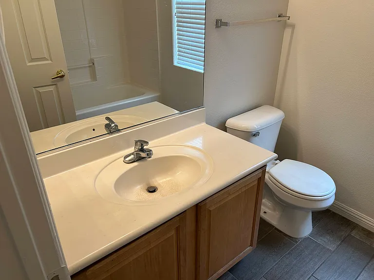 6120 Alderley Ct — Photo 9