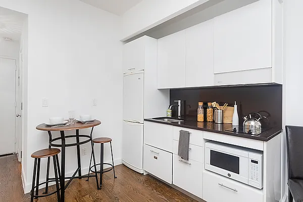 Rented by Bridgeline Property Management, LLC | media 14