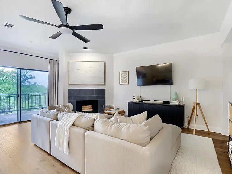 8200 Neely Dr #162 — Photo 4
