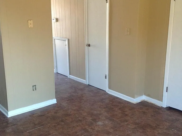 1820 E Johnson Ave — Photo 7
