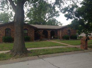7071 Bumble Bee Ln, Saint Louis, MO