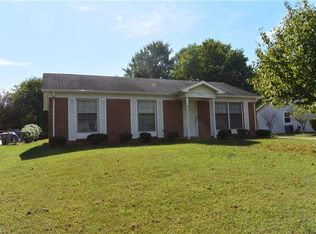 2605 Norwood Dr, Greensboro, NC 27407