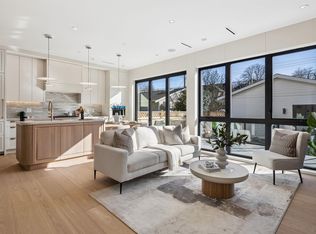 3036 W 13th Ave #2, Vancouver, BC