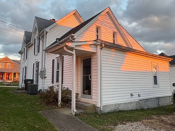 3rd image of 206 N Walnut St