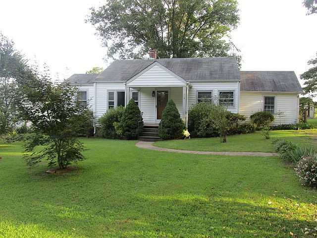 1st image of 109 Oakwood Ave