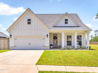 6777 Maurepas Cir, Ocean Springs, MS 39564