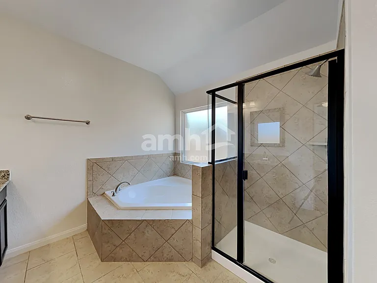 7913 Oxbow Way — Photo 14