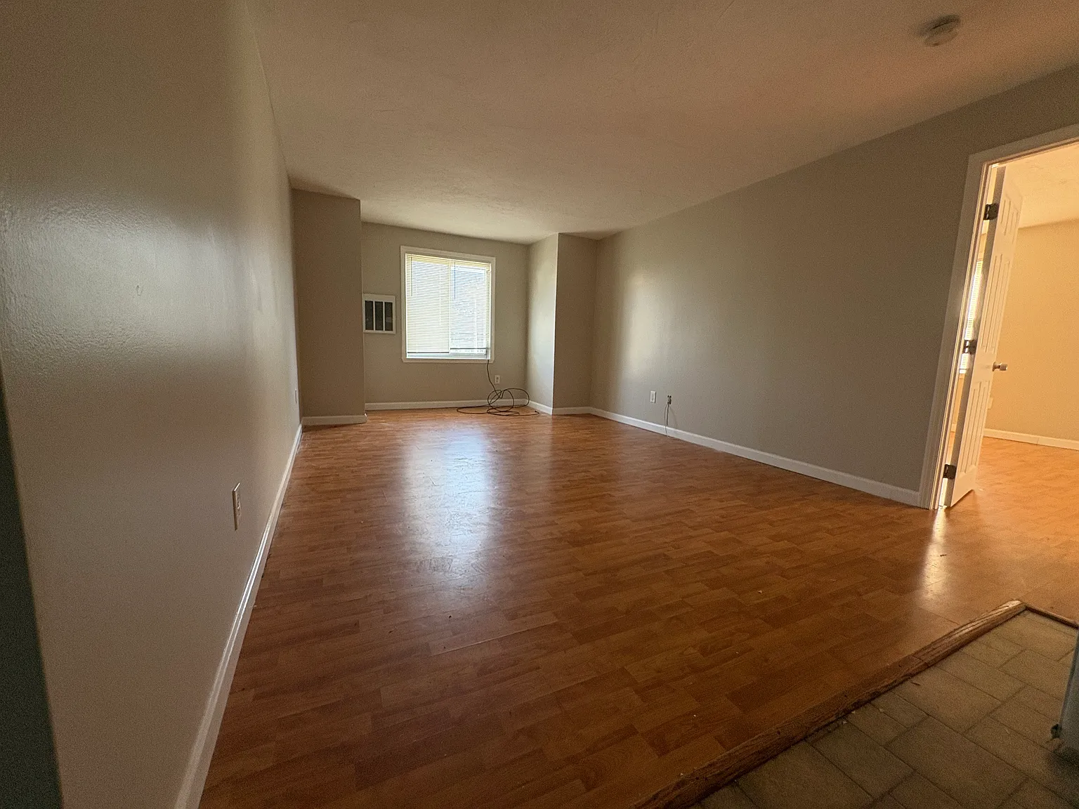 3 bed, $2,200 — Photo 3