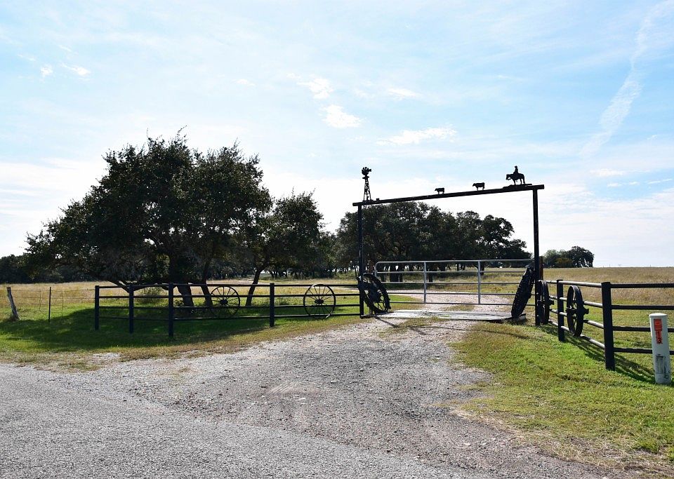 1st image of 371 County Road 419