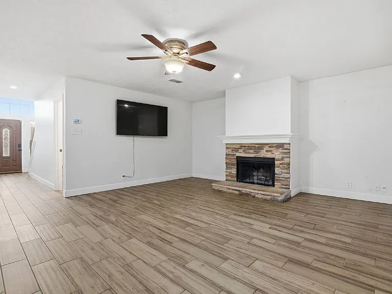 7442 Tall Cedar — Photo 4