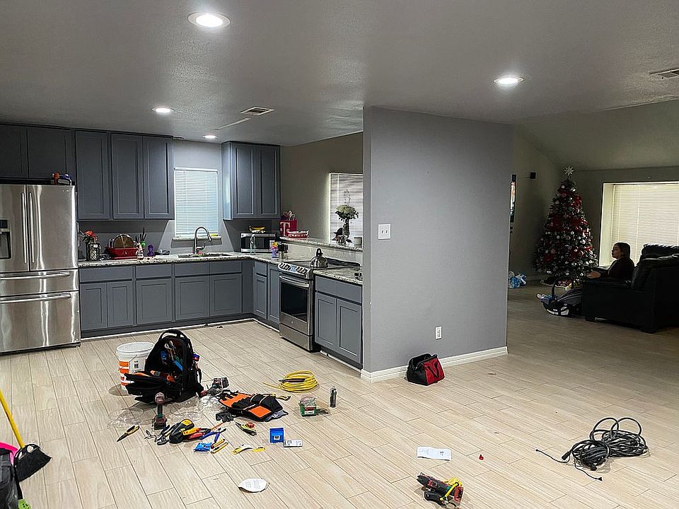 2nd image of 7423 Pebblemill Ln