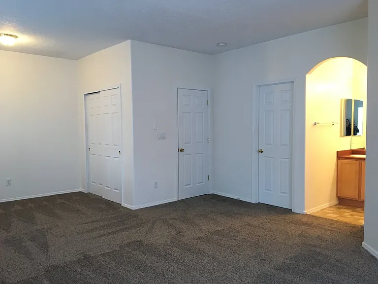 5519 Fence Lake Dr NE — Photo 7