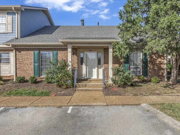 912 Brentwood Point, Brentwood, TN 37027