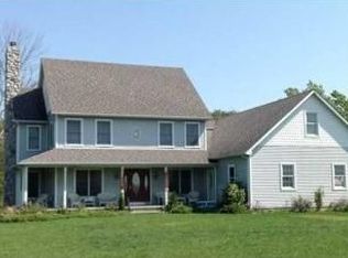 17204 Sycamore Rd, Grand Rapids, OH 43522