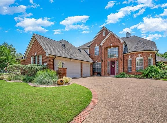 2nd image of 5213 Sawgrass Dr