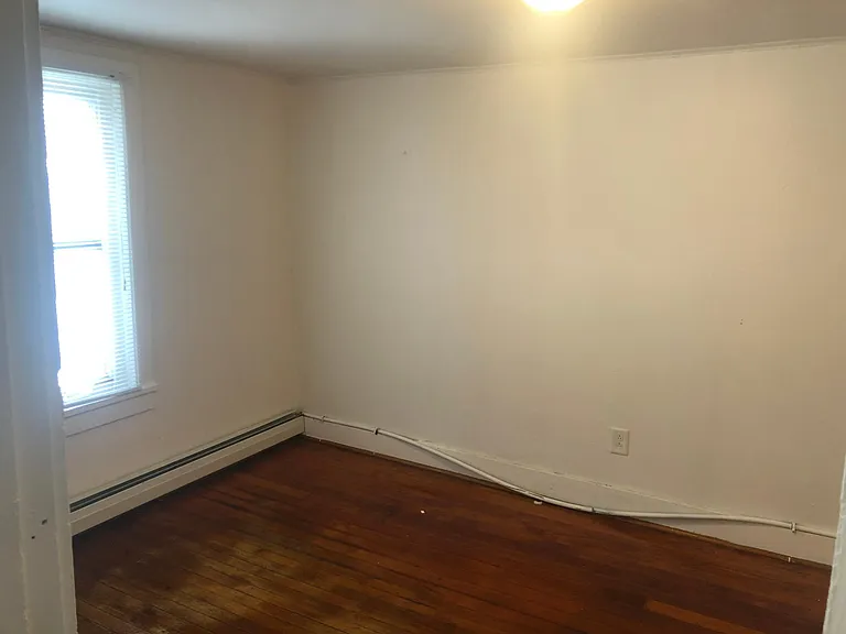 154 Main St #A — Photo 3