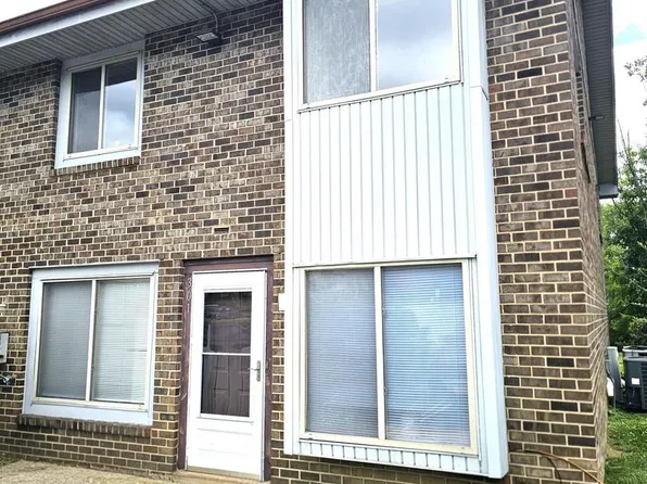 301 Cobble Creek Curv, Newark, DE 19702