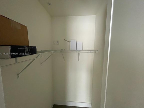 5th image of 10465 NW 66th St #1