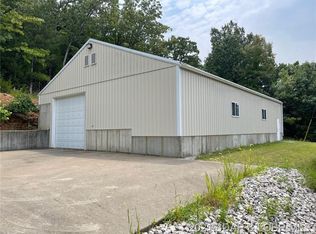 108 W Lakeview Acres Rd, Camdenton, MO 65020