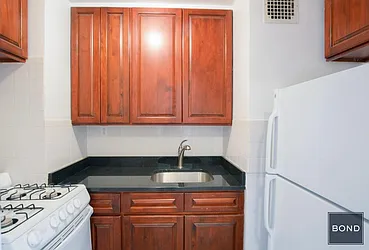 Rented by Bond New York