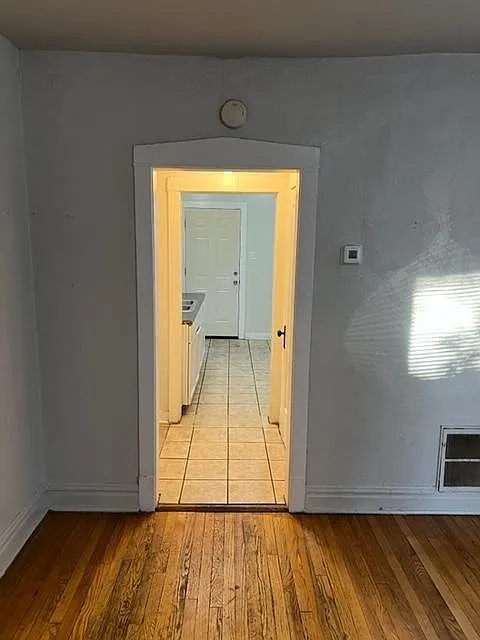 3 bed, 1300 sqft, $1,600 — Photo 4