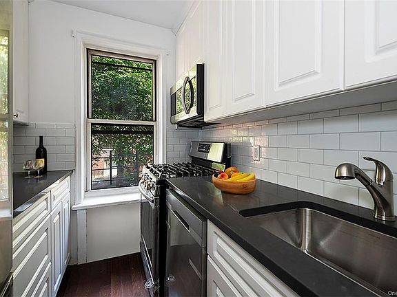 3rd image of 7312 35th Ave APT C24