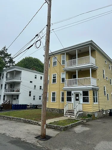 28 May St Photo 1