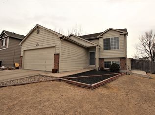 4815 Old Fountain Blvd, Colorado Springs, CO 80916