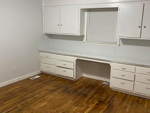 5th image of 118 W Leavell Woods Dr