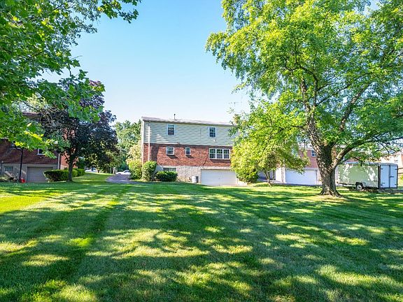 4th image of 5504 Belcross Ct