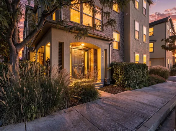 180 W Barry Links Way, Salt Lake City, UT 84115