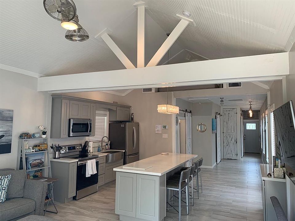 1st image of 1217 Avenue L