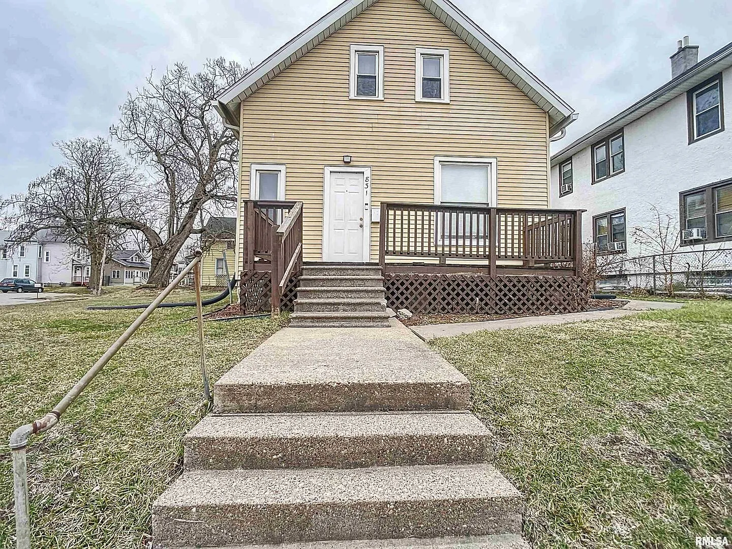 831 24th St photo 1