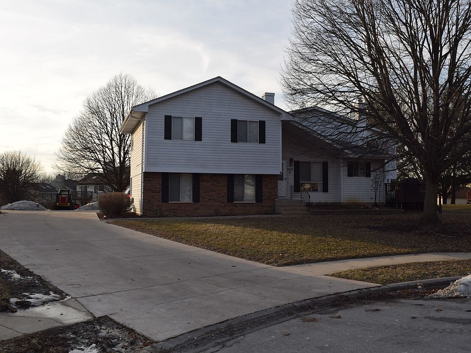 1st image of 2421 Manchester Ct #32-D