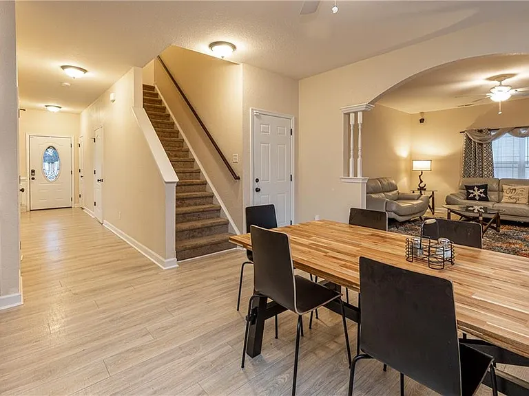 5919 Orcutt Ave — Photo 27