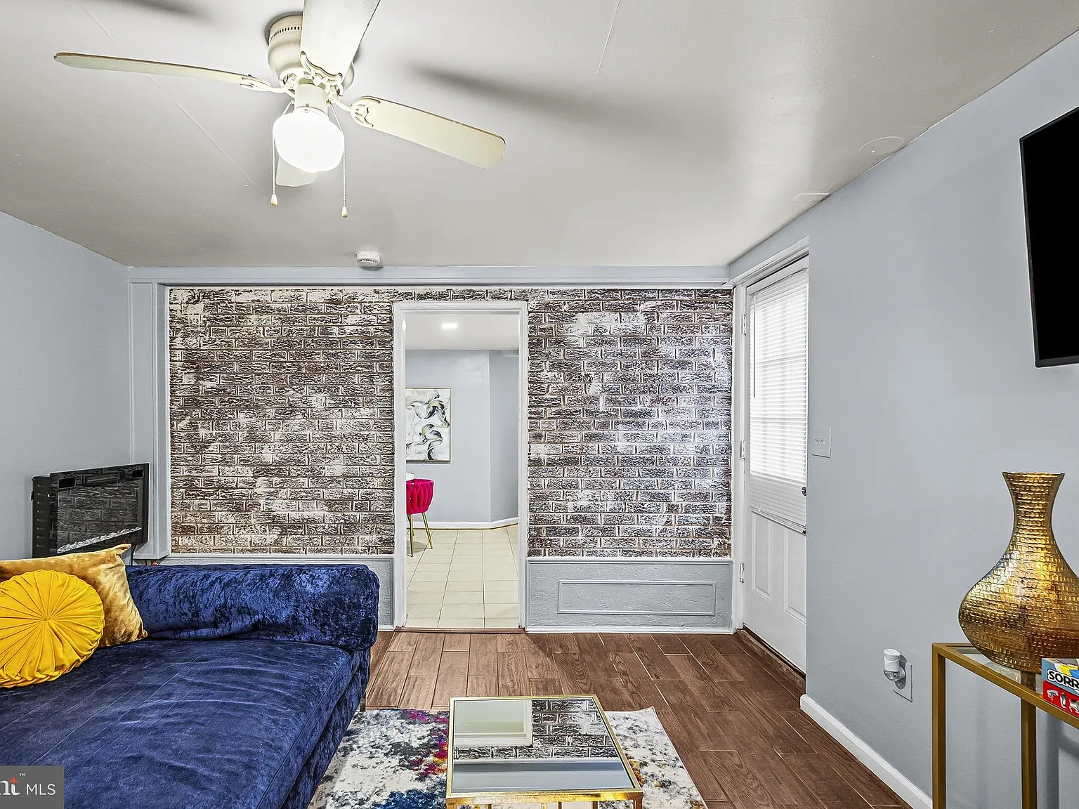 1 bed, 2224 sqft, $1,700 — Photo 3
