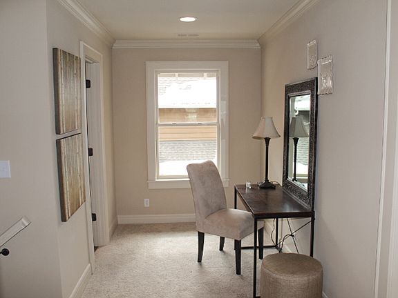 5th image of 7404 Belleview Ave