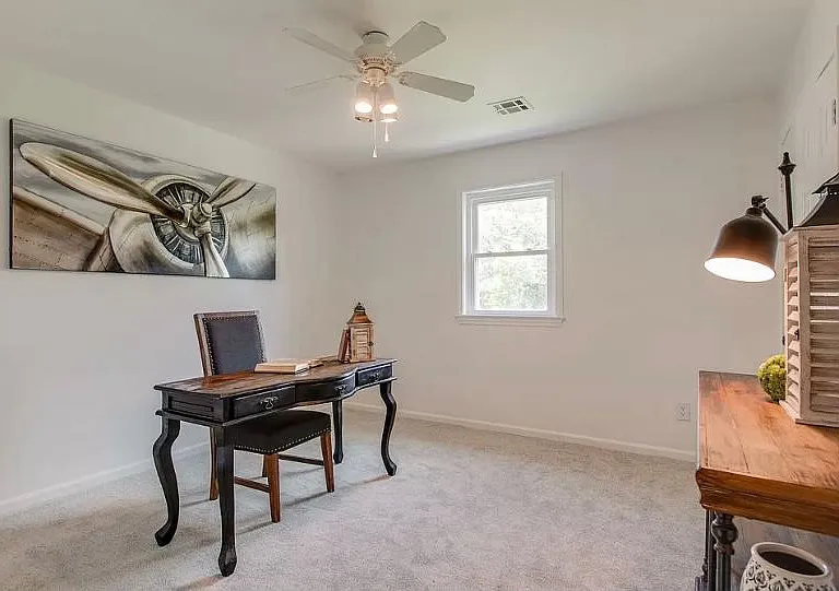 217 Freedom Dr — Photo 4