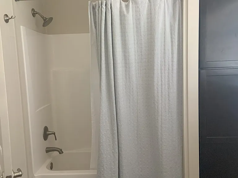 Bathroom has a fiberglass Tub/Shower