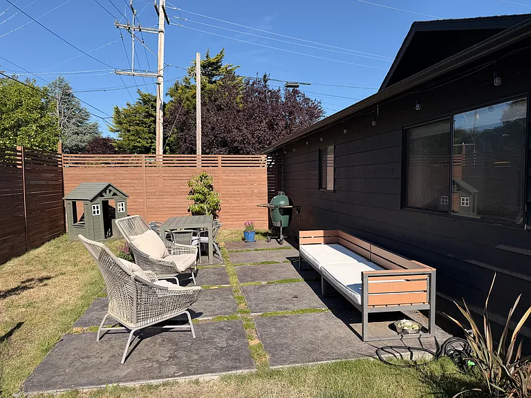 6755 9th Ave NW — Photo 15