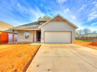 120 W 2nd St, Arcadia, OK 73007