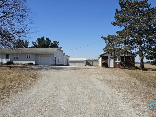5776 State Route 4, Bloomville, OH 44818