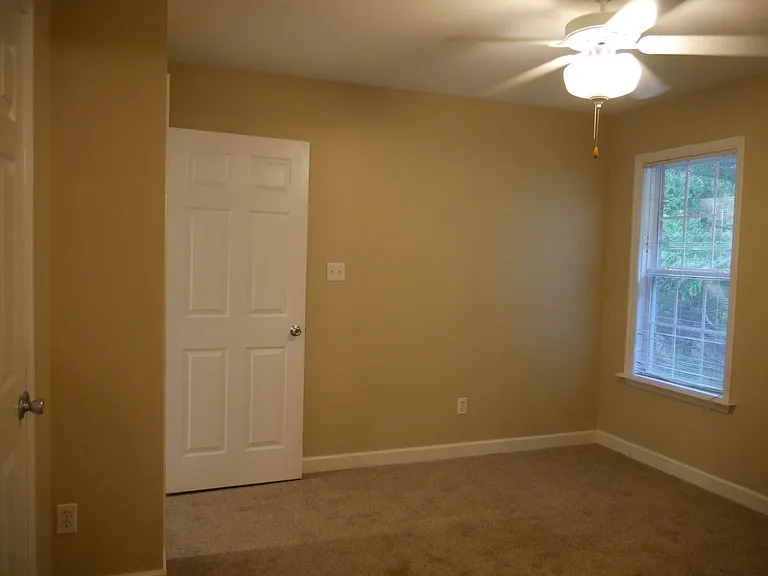 4906 Timberwood Dr — Photo 8