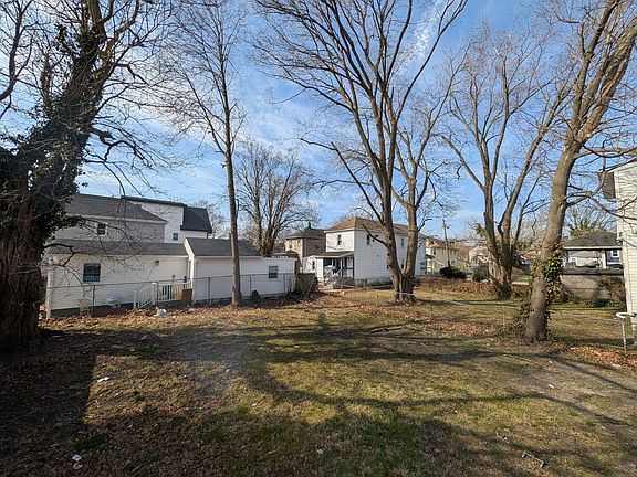 3rd image of 1402 Mattison Ave
