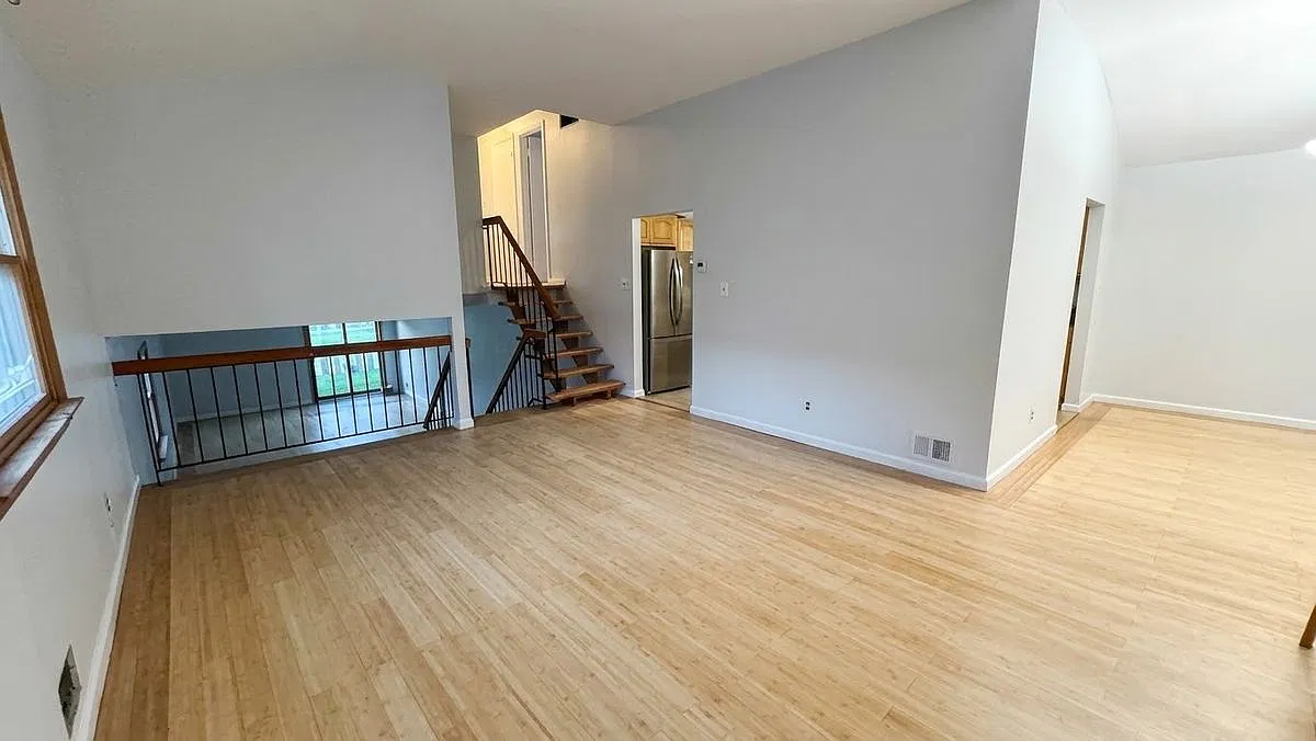 3 bed, 2.5 bath, 2000 sqft, $3,700 — Photo 4