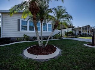 805 Manchester Ct, Englewood, FL 34223